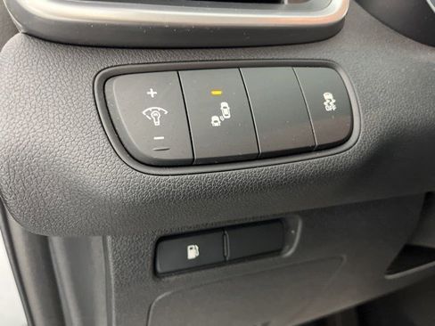 Used 2020 Kia Sorento LX w/ LX I4 Convenience Package image 26