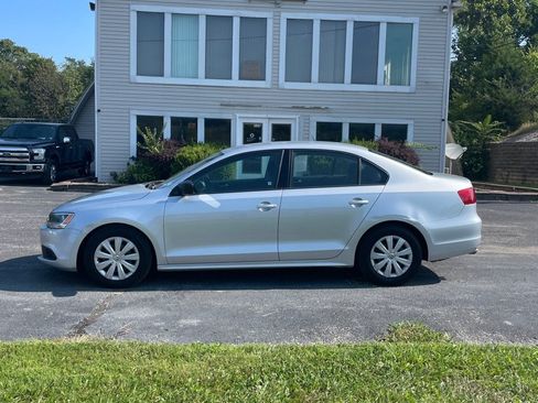 Used 2014 Volkswagen Jetta S FWD image 2