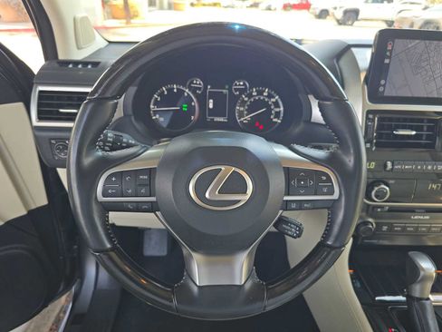 Used 2022 Lexus GX 460 Premium w/ Premium Package AWD/4WD image 24