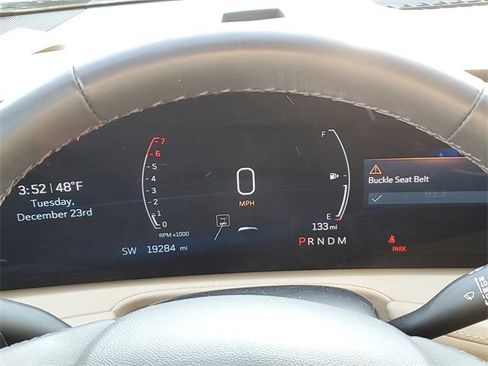 Certified 2024 Cadillac XT4 Luxury image 8