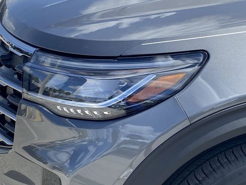New 2026 Ford Explorer Active w/ Active Comfort Package RWD image 7