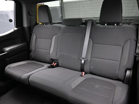 Used 2021 Chevrolet Silverado 1500 LT AWD/4WD image 16