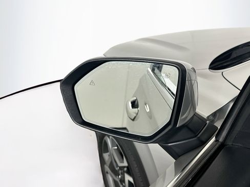 Used 2024 Hyundai Palisade Limited image 16