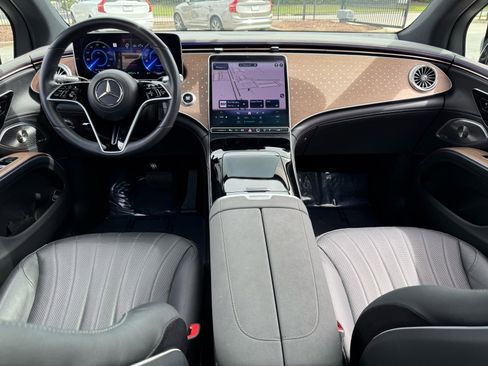 Used 2023 Mercedes-Benz EQS 450+ SUV image 15