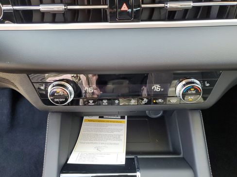 New 2026 Nissan Rogue SL AWD/4WD image 30