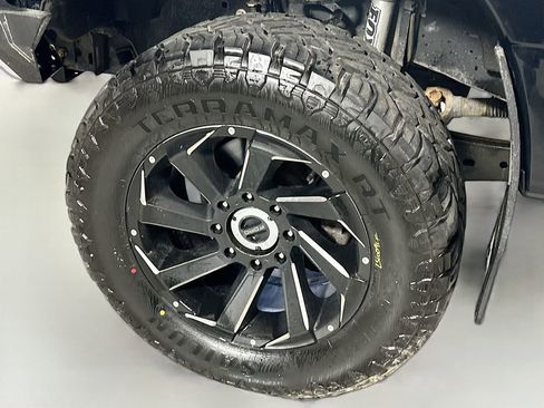 Used 2018 Ford F250 Platinum w/ Platinum Ultimate Package AWD/4WD image 32