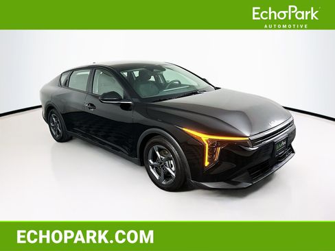 Used 2025 Kia K4 FWD image 1