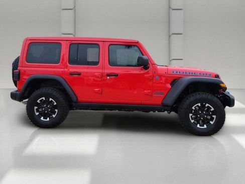 Used 2025 Jeep Wrangler Unlimited Rubicon 4xe w/ Safety Group AWD/4WD image 4