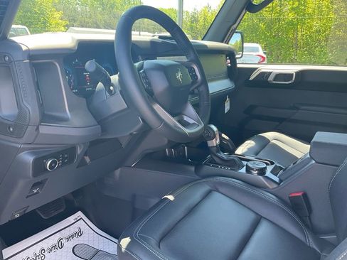 New 2026 Ford Bronco Badlands AWD/4WD image 15
