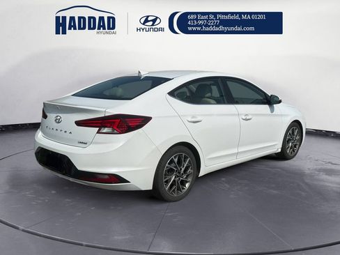 Used 2020 Hyundai Elantra Limited w/ Ultimate Package 03 FWD image 5
