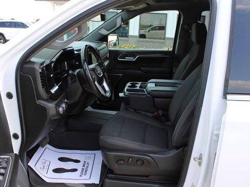 Used 2023 GMC Sierra 1500 SLE AWD/4WD image 12