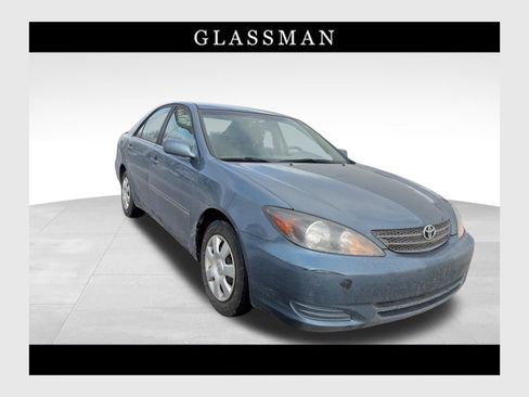 Used 2003 Toyota Camry XLE image 1