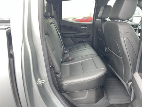 Used 2023 Chevrolet Colorado LT w/ LT Convenience Package III image 25