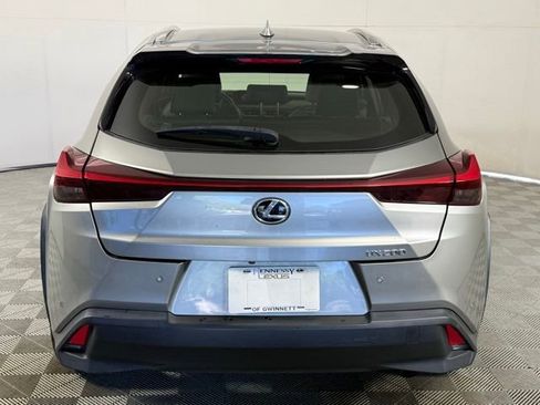 Used 2021 Lexus UX 200 w/ Premium Package FWD image 9