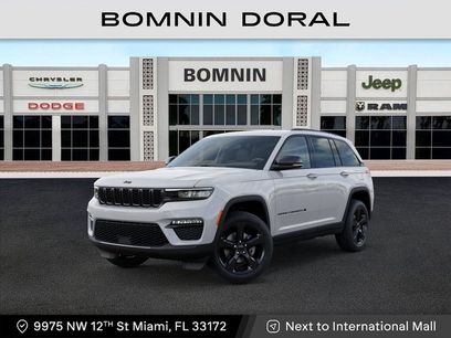 New 2025 Jeep Grand Cherokee Limited w/ Black Appearance Package