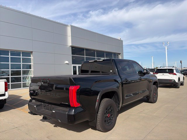 Used 2025 Toyota Tundra TRD Pro AWD/4WD image 7