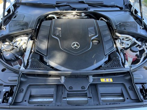 Used 2025 Mercedes-Benz S 580 S 580 image 36