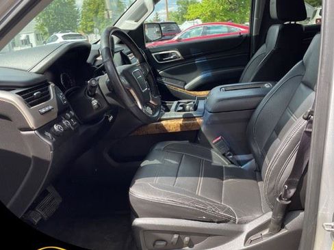 Used 2016 GMC Yukon Denali w/ Open Road Package AWD/4WD image 22