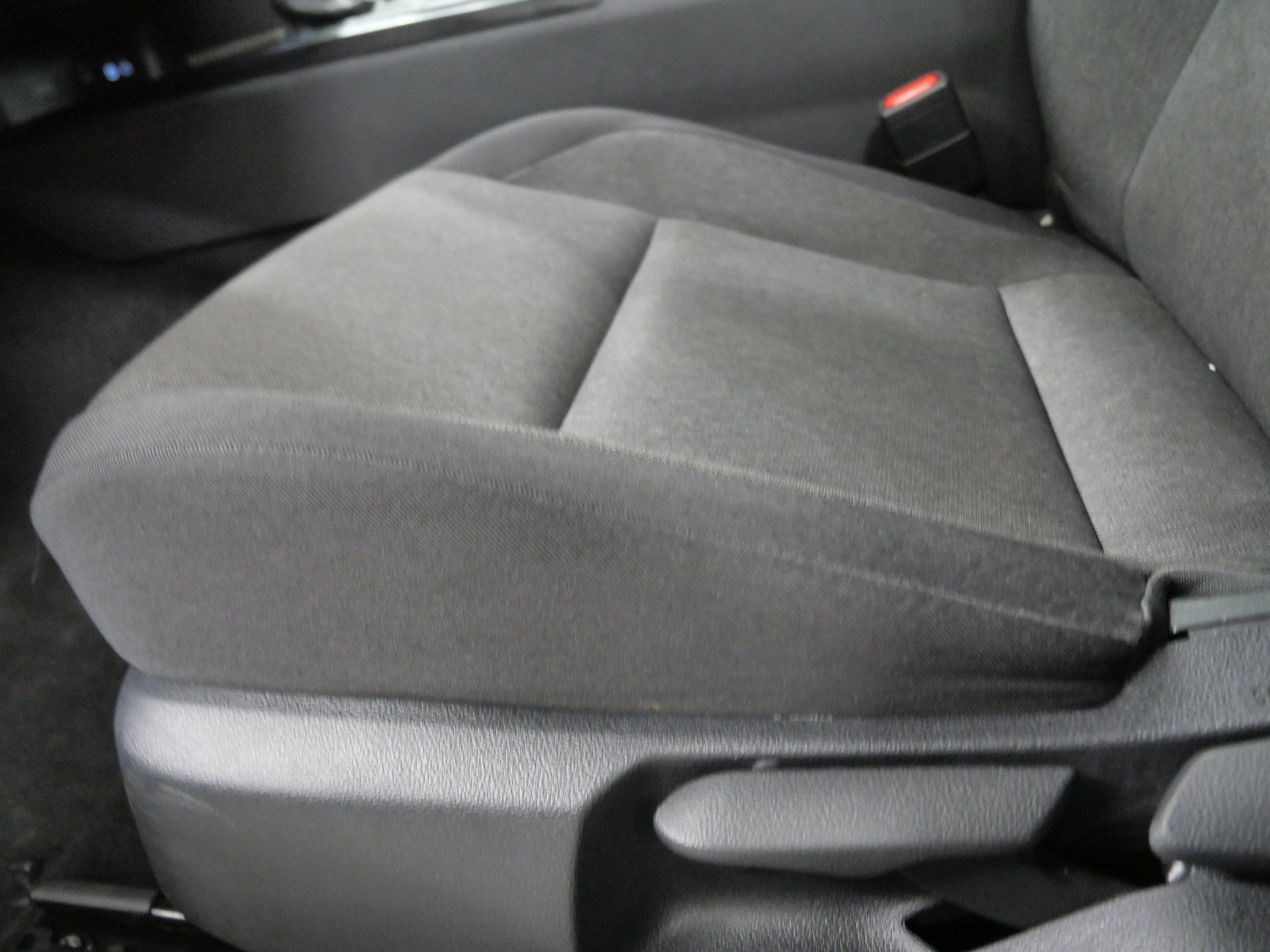 Used 2025 Toyota Camry LE FWD image 21