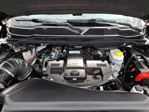 Certified 2024 RAM 3500 Big Horn w/ Towing Technology Group AWD/4WD image 27