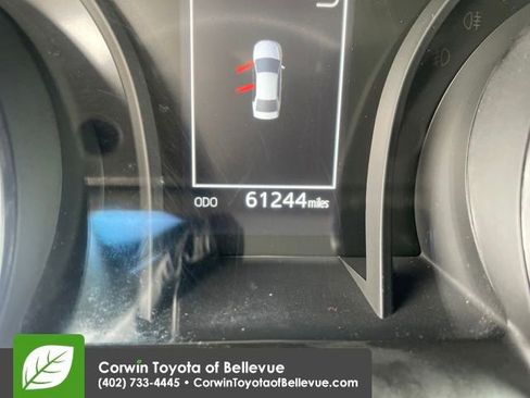 Used 2023 Toyota Camry SE image 16