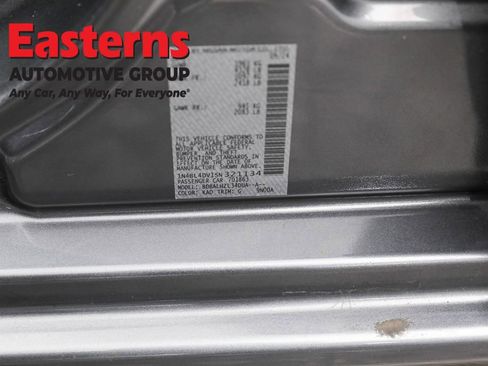 Used 2025 Nissan Altima 2.5 SV image 35