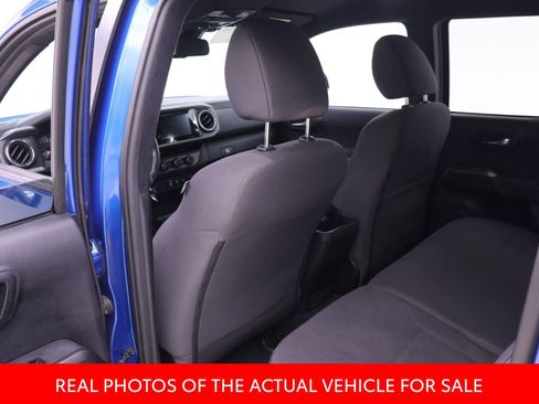 Certified 2018 Toyota Tacoma TRD Off-Road AWD/4WD image 13