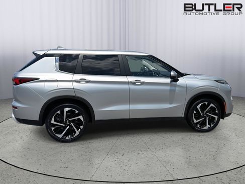 Used 2024 Mitsubishi Outlander SE FWD image 7