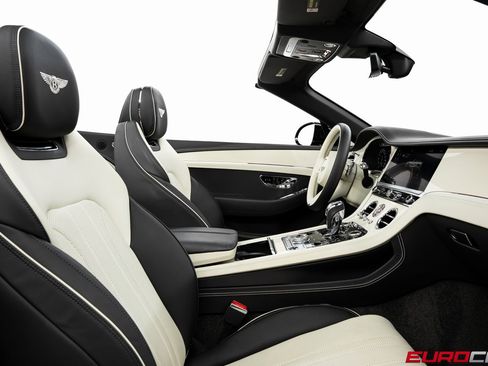 Used 2023 Bentley Continental GT Mulliner image 35
