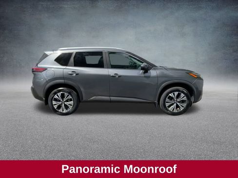 Used 2023 Nissan Rogue SV w/ SV Premium Package image 11