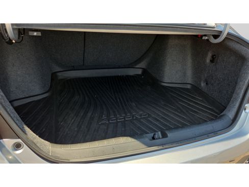 Certified 2018 Honda Accord Sport image 17