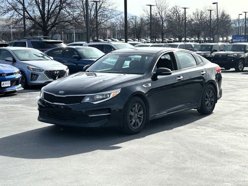 Used 2016 Kia Optima LX image 9
