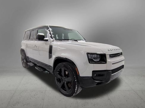 New 2026 Land Rover Defender 110 X-Dynamic SE image 8