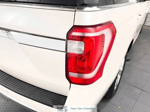 Used 2018 Ford Expedition XLT RWD image 13