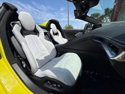 Used 2023 Chevrolet Corvette Stingray Premium Conv w/ 3LT RWD image 23