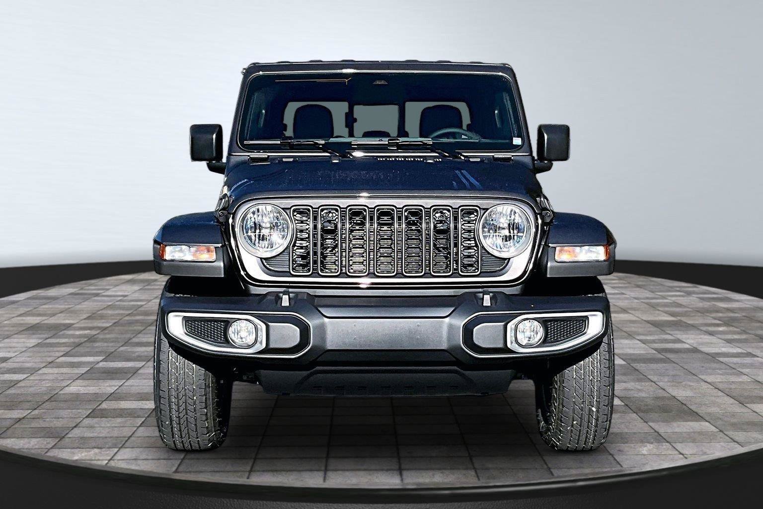 New 2027 Jeep Gladiator Sport AWD/4WD image 2