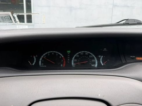 Used 2000 Toyota Avalon XL FWD image 17