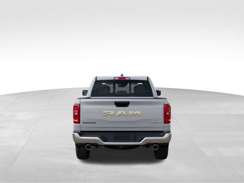 New 2026 RAM 1500 4x4 Crew Cab image 8