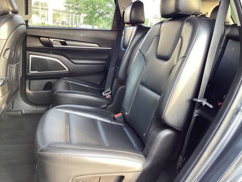 Used 2021 Kia Telluride S FWD image 15