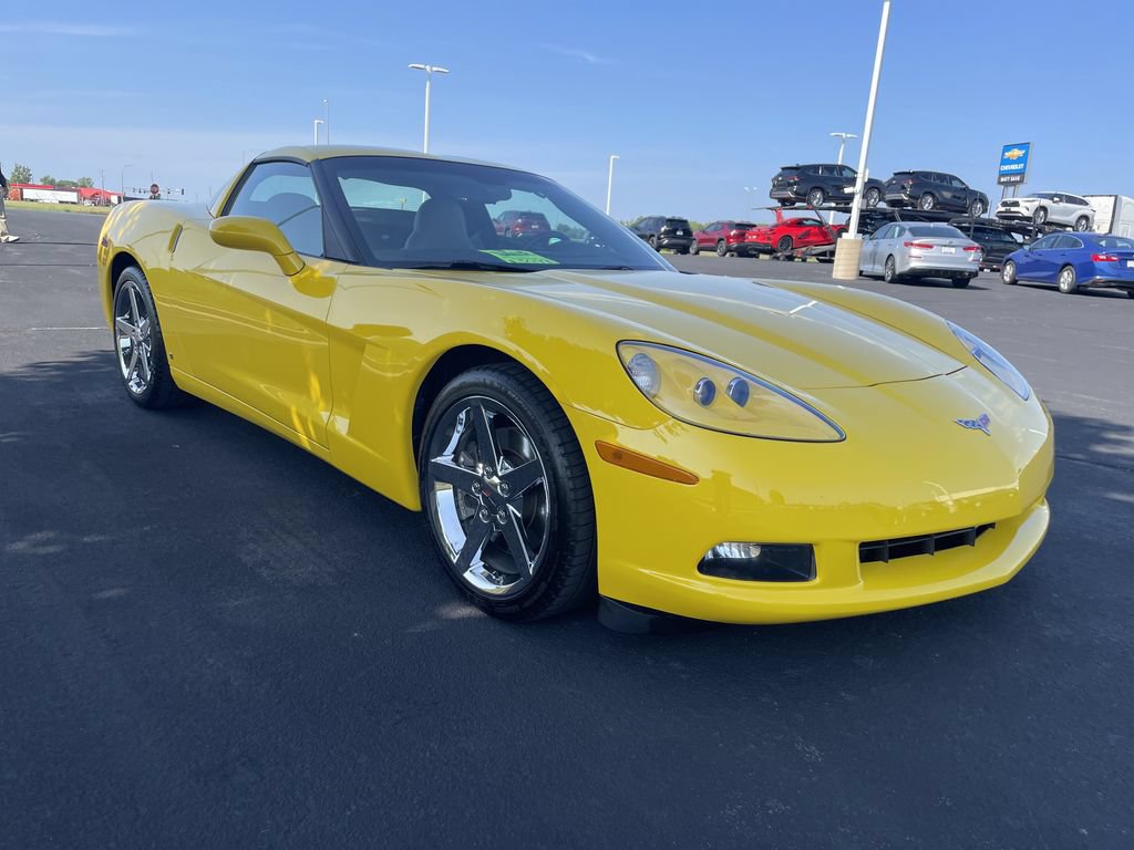 Used 2007 Chevrolet Corvette Coupe w/ Preferred Equipment Group RWD image 7