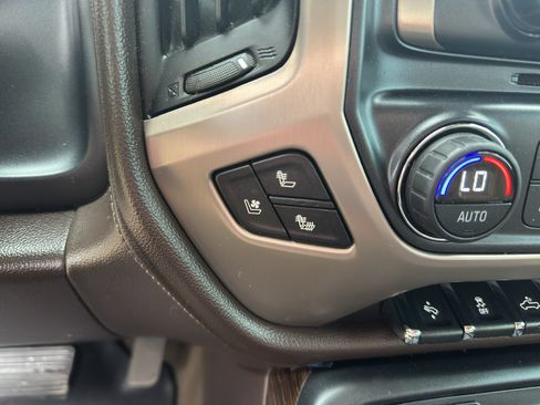 Used 2017 GMC Sierra 1500 Denali w/ Denali Ultimate Package AWD/4WD image 27