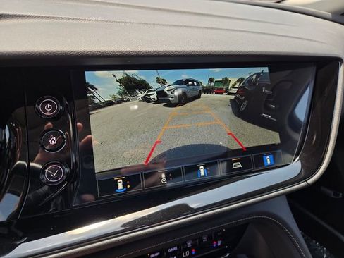 Used 2023 Buick Envision Avenir FWD image 33