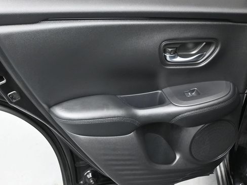 Certified 2024 Honda HR-V LX image 15