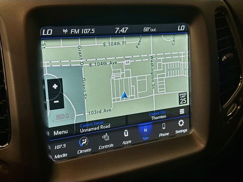 Used 2021 Jeep Compass Latitude AWD/4WD image 22