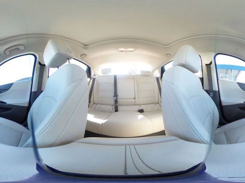 Used 2024 Chevrolet Malibu LT image 46