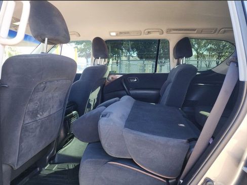 Used 2017 Nissan Armada SV w/ Interior Lighting Package image 27