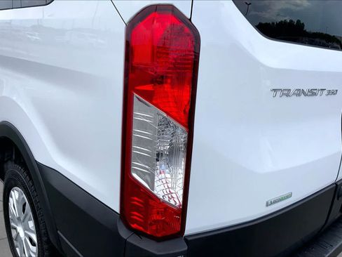Certified 2025 Ford Transit 350 XLT RWD image 27
