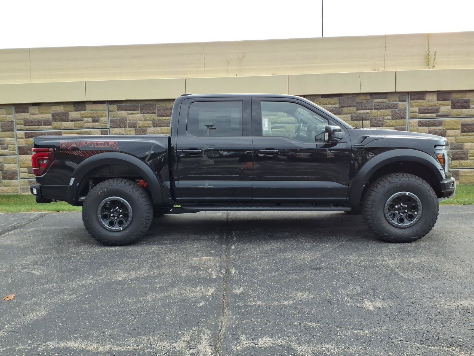 New 2026 Ford F150 Raptor AWD/4WD image 12