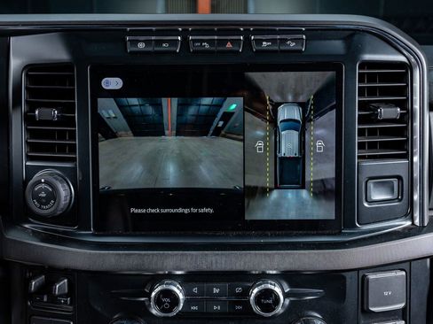 Used 2024 Ford F350 Platinum image 25