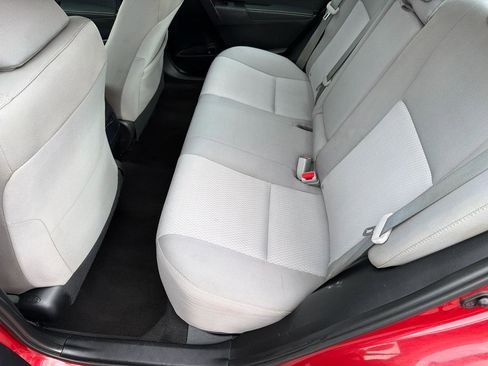 Used 2015 Toyota Corolla LE w/ Driver Convenience Package image 10